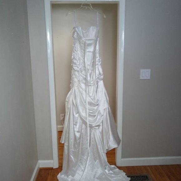 NWT! Alfred Angelo # 2347 size # 12 - Picture 3 of 6